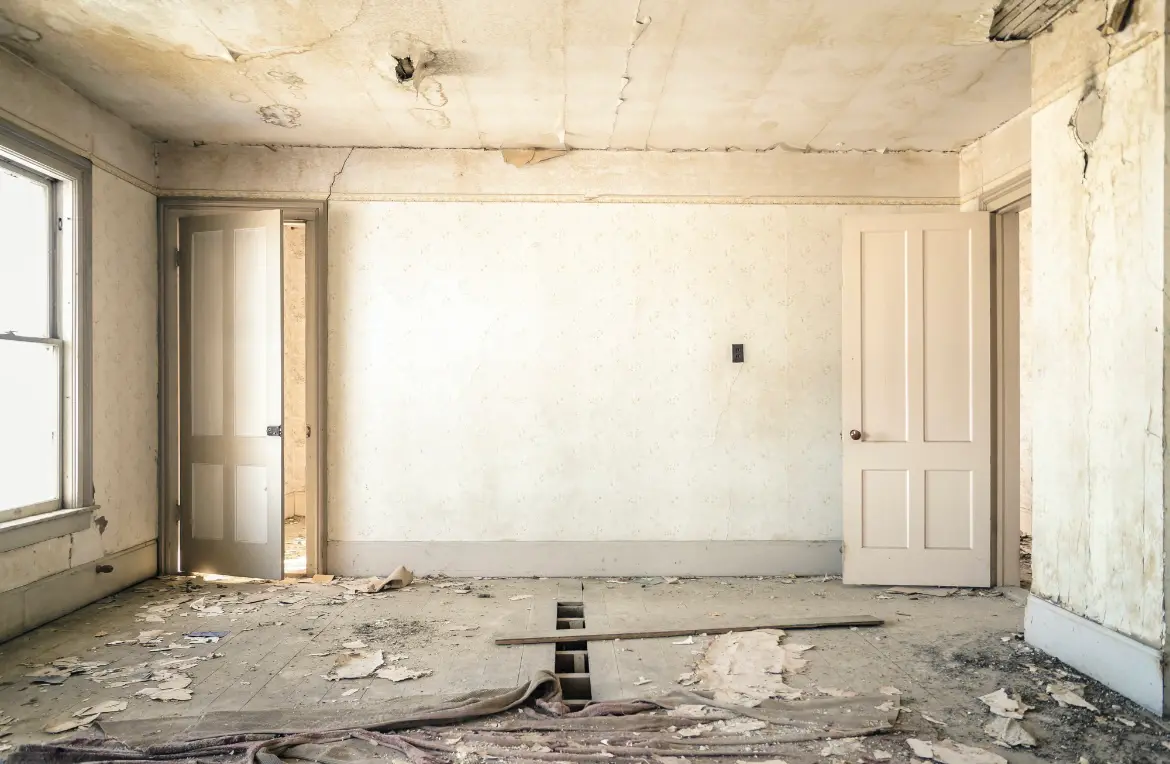 Waste disposal crew managing a cleanout project in Federal Heights